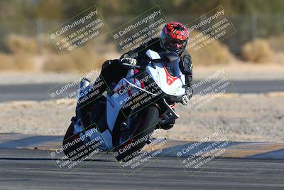 media/Jan-14-2024-SoCal Trackdays (Sun) [[2e55ec21a6]]/Turn 2 (1025am)/